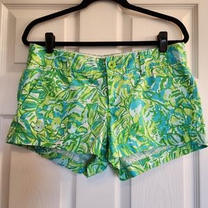 Lilly Pulitzer Walsh Short Size 6